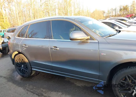 2012 Audi Q5 3.2 Premium Plus from USA, damaged, VIN WA1DKAFP3CA003280